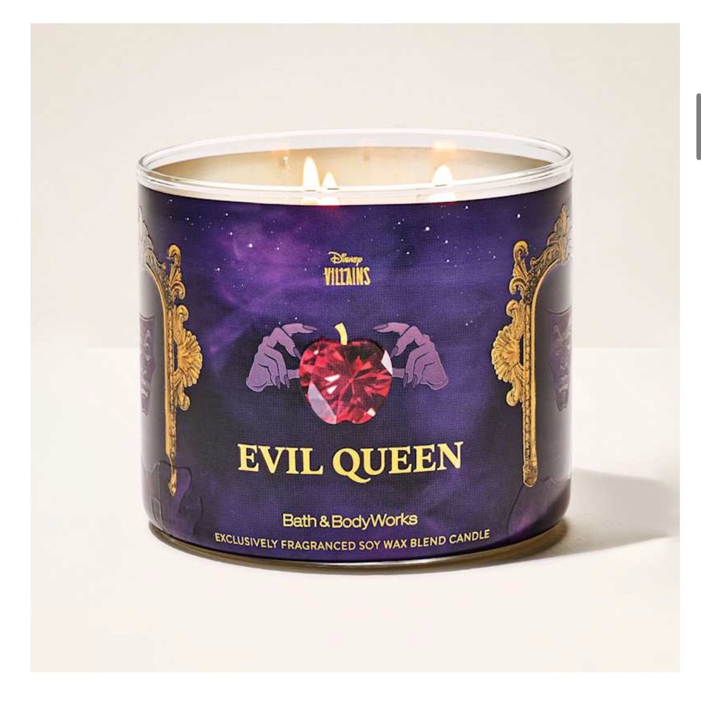 Bath & Body Works Evil Queen Candle - Purple